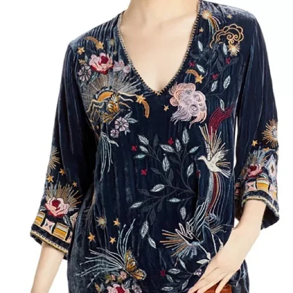 Johnny Was heavily embroidered Selah Velvet Kimono Sleeve Top In Jasper NWT RARE - Picture 3 of 16